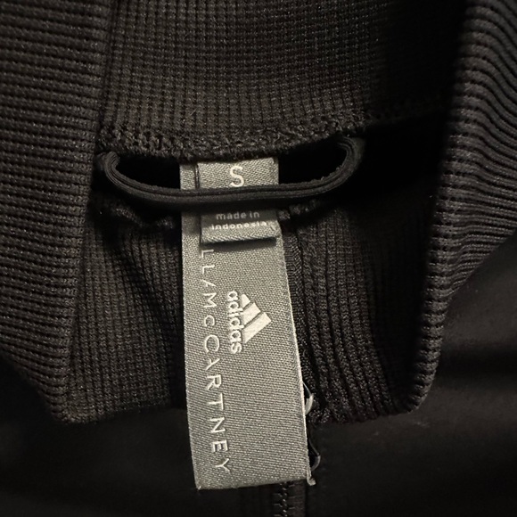 Adidas by Stella Mcartney black front zip athletic jacket! small - Picture 2 of 5